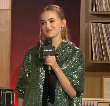 Profile image of Nell