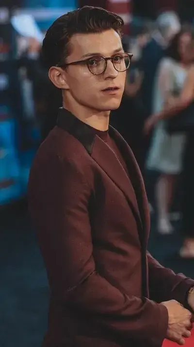 RareOkapi7888의 Tom holland