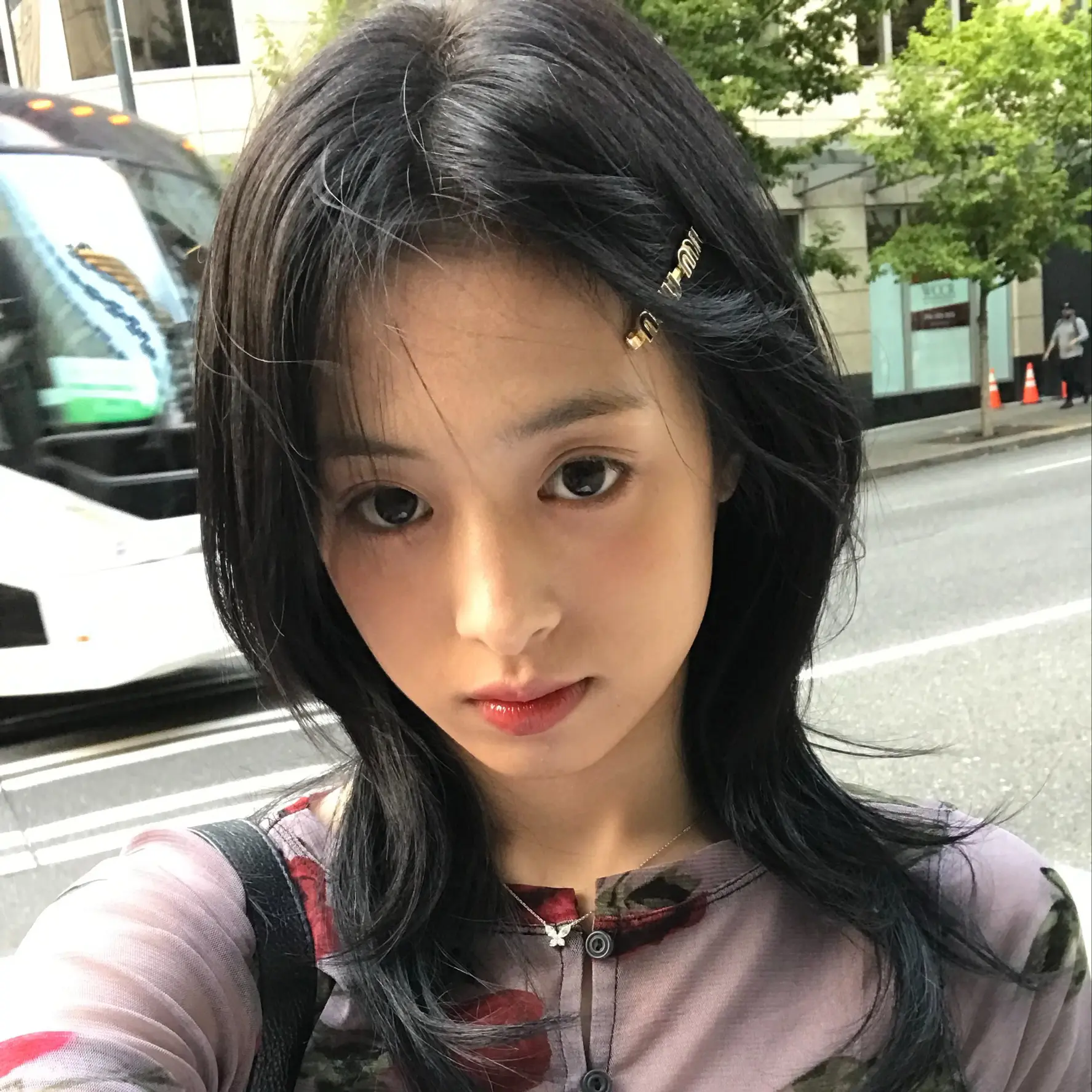 HumidBatik7065의 뺏긴 여사친
