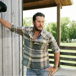 CoolMist9019의 Luke Bryan