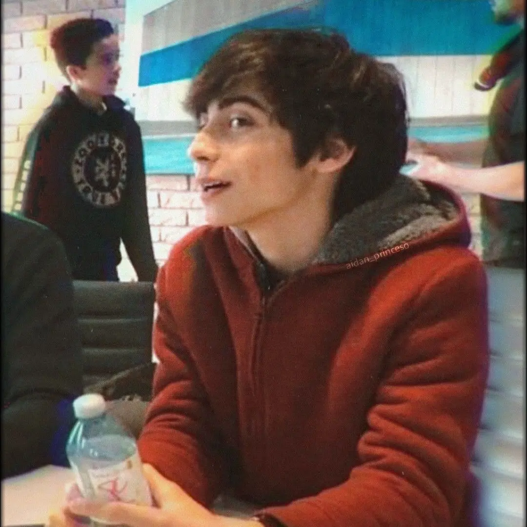 fivescffee의 five hargreeves    (au