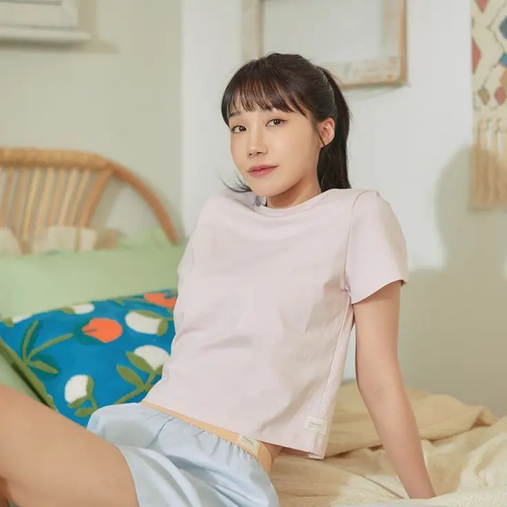 CurvyPlank1800의 정은지