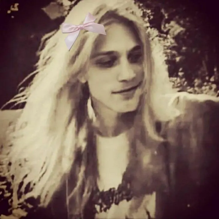 I-love-pelle-ohlin의 Vinyl & Velvet Hearts