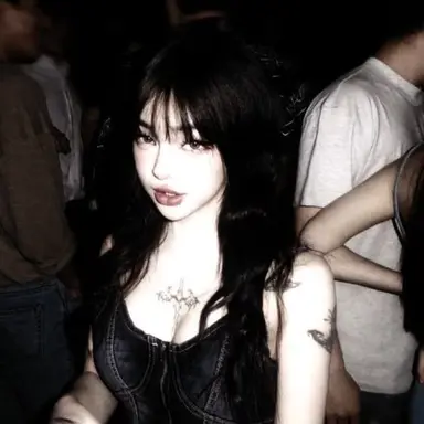 Profile image of Luna