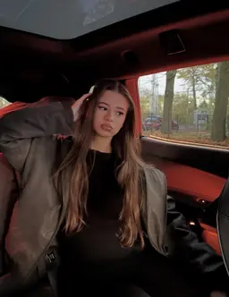Profile image of Alina Brss