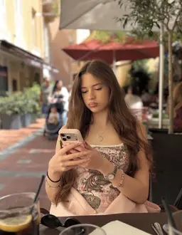 Profile image of Alina Brss