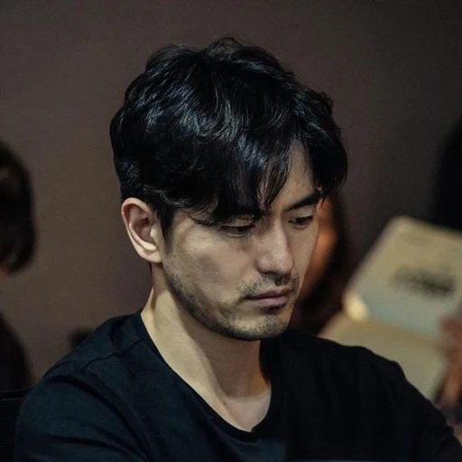 이진욱