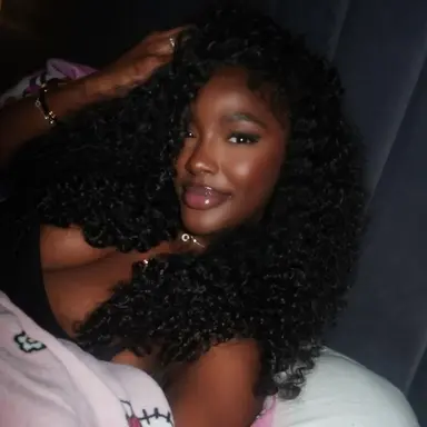 Profile image of Tracie