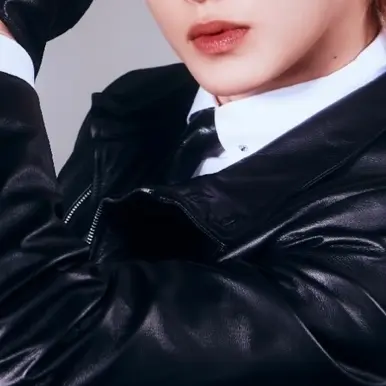 BlackFloor9678의 이민형