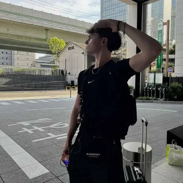 FieryJaw5973의 Liam Sterling