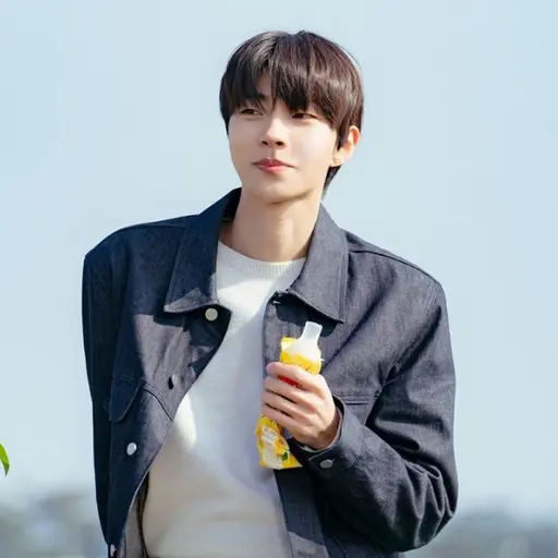 h_s_18_EHJ의 김산하