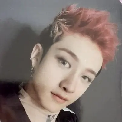 Dearbangchannnn의 Too Close for Comfort