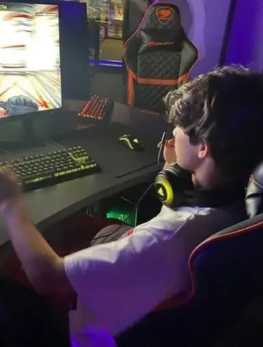 Profile image of Dylan