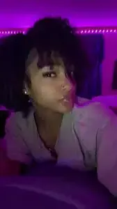 StoutSwab8163의 Black Nia