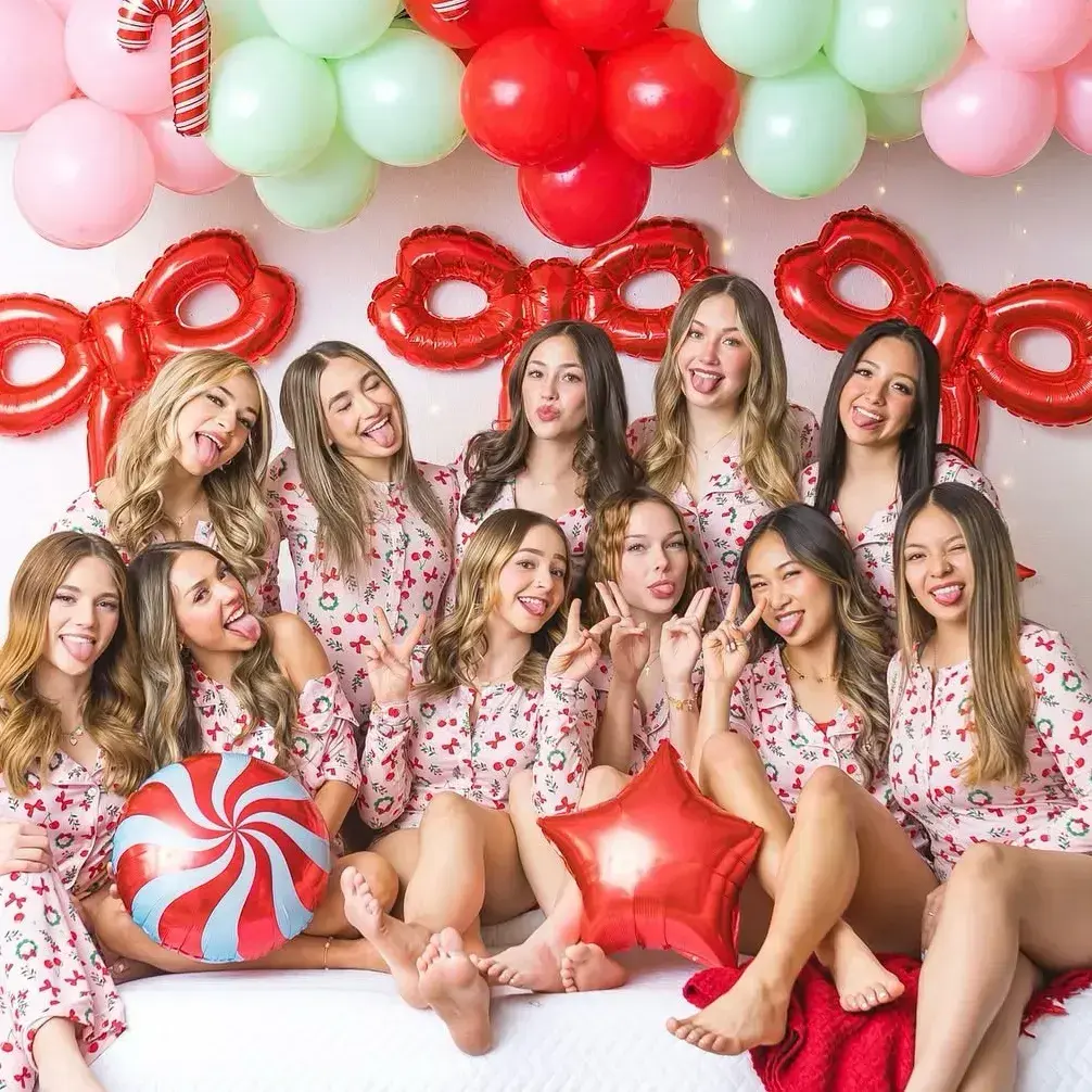 PlumpShell0933의 Girlfriend's Christmas Gift