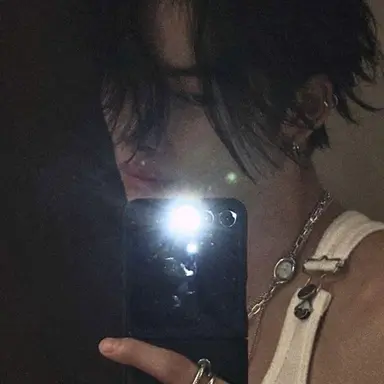 Profile image of Niki Nishimura