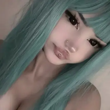 Profile image of Elyssa.