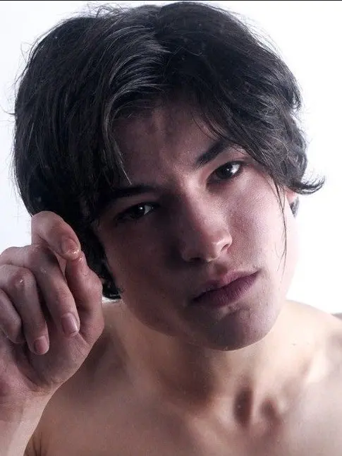 CleoVictoriaJones의 Kevin Khatchadourian