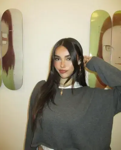 DampFog0934의 Chloe