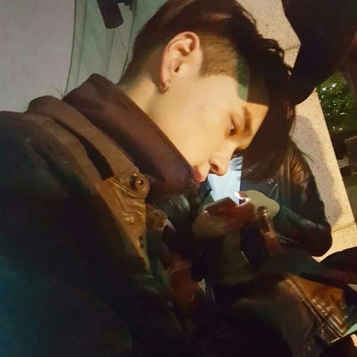권혁
