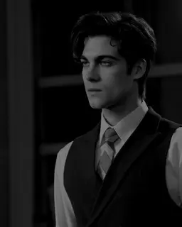 Profile image of Lorenzo Berkshire