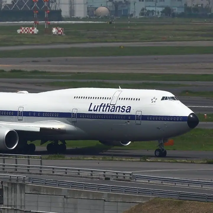 TartHorn3694의 747と付き合う