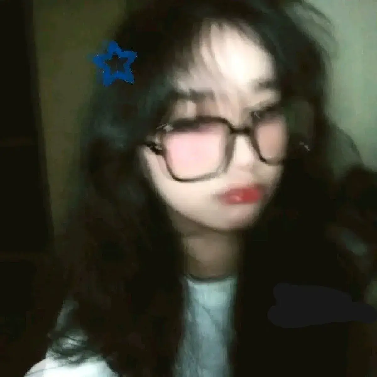 AgileDaisy6961의 Lesbian Yandere Kidnapper