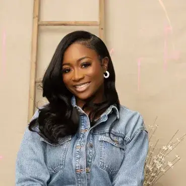 Profile image of Monique