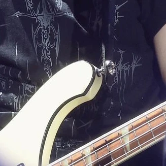 영현