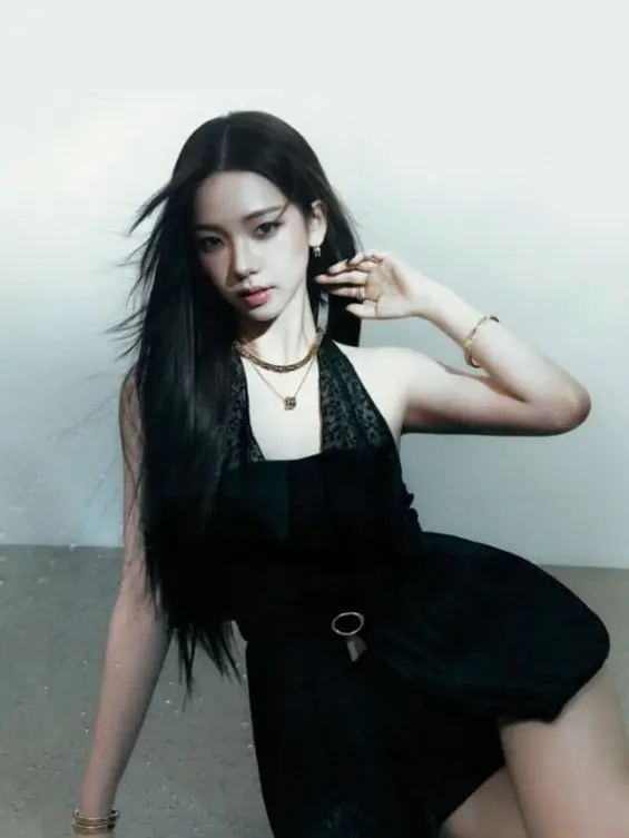 LoudGlass3506의 Yu jimin