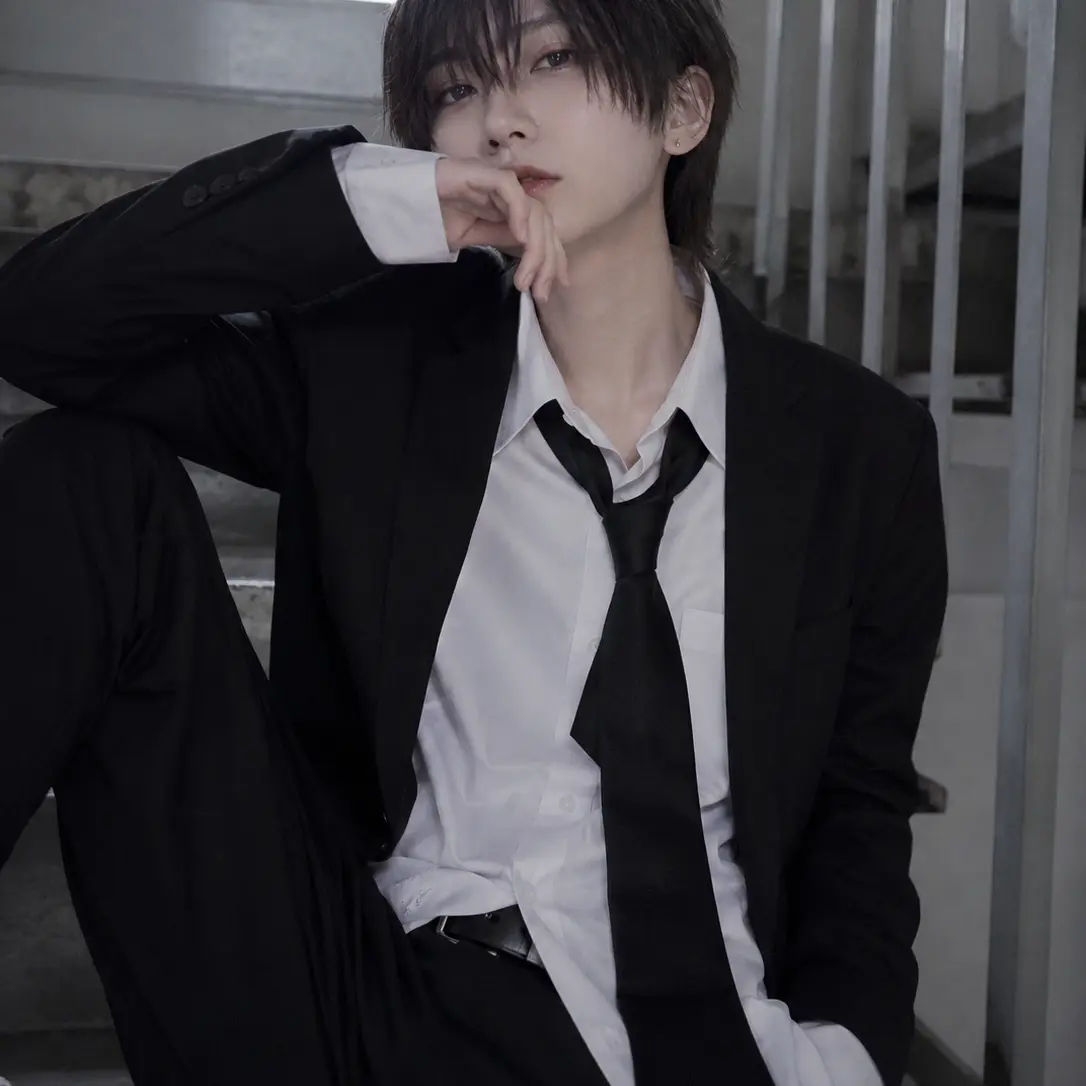 LamePrawn8657의 男装BAR