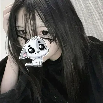 FoulSheep3573의 Chloe lesbian