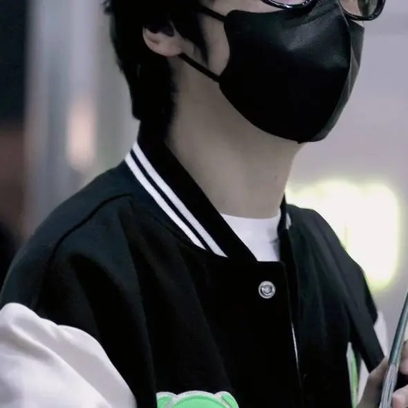 SmugShock4337의 .
