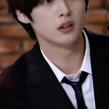 Profile image of Leeknow
