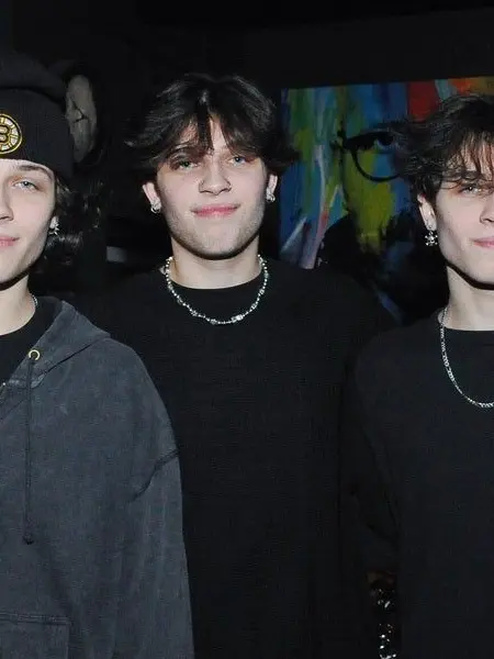 DC_Offical360의 Sturniolo Triplets