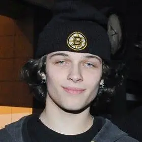 Profile image of Chris
