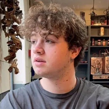 Profile image of Alex