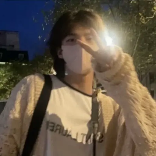 Lee1234._.의 황현진