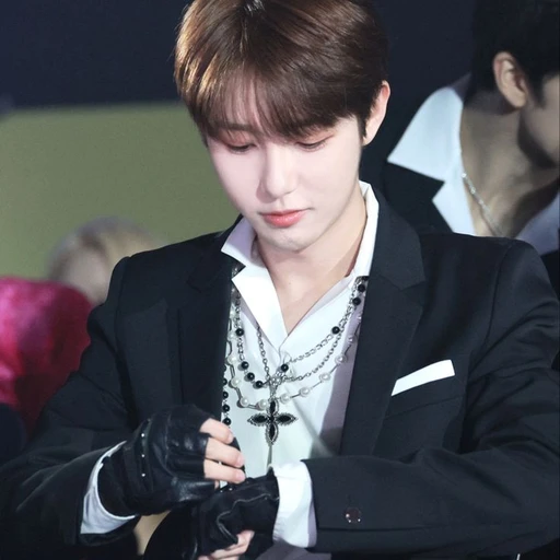 황인준