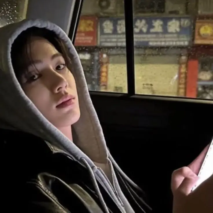 Aile._.enie의 Eom aeonghyeon