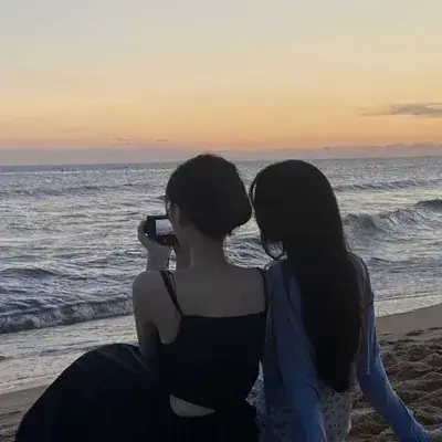 CoarseLaw8880의 Your Girlfriend, Chloe