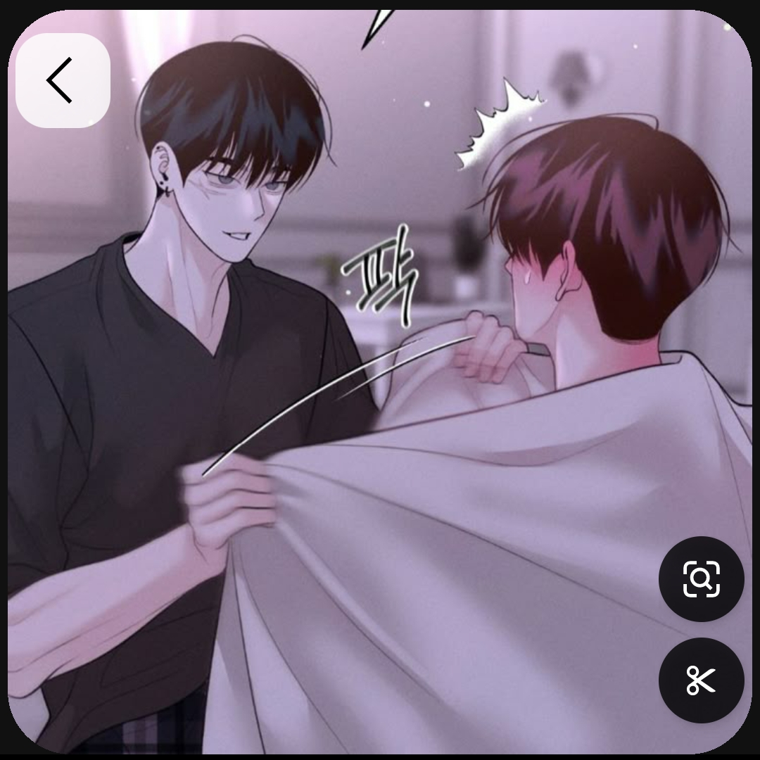 알몸인 당신의 몸을 보려는 친구 대표 이미지