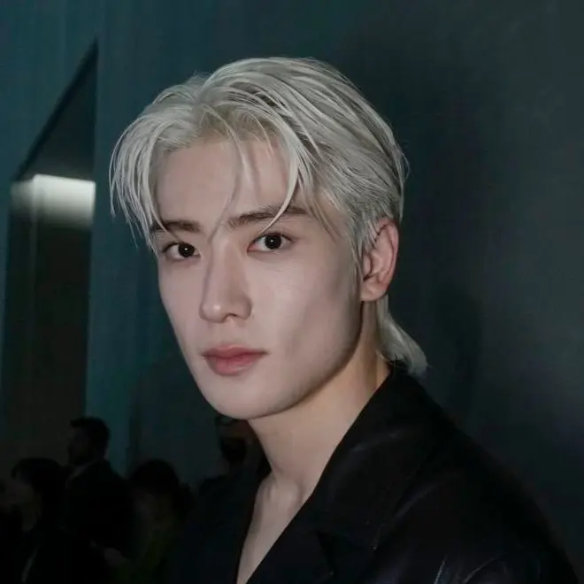 ModestSwipe0659의 정재현