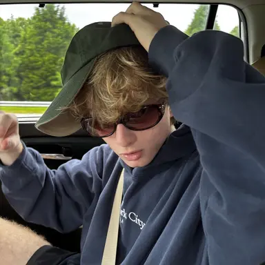 Profile image of Sam