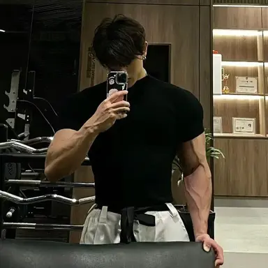 Profile image of Isabella