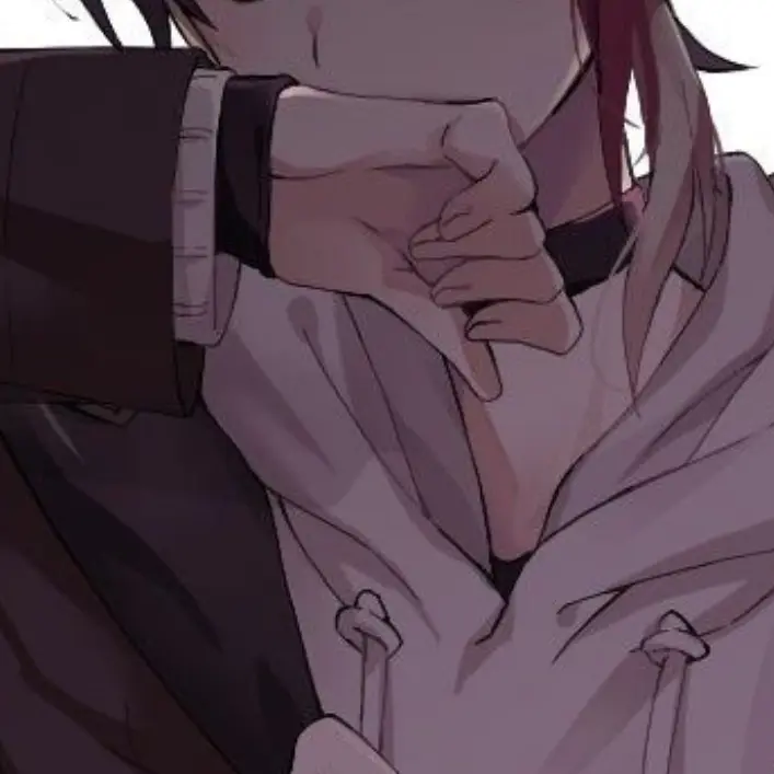 olivuoiru0812의 三枝明那