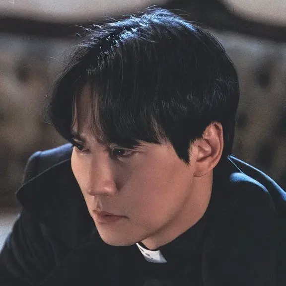 0i.smin의 김해일 미카엘