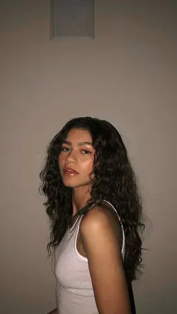 Profile image of Rue Bennet