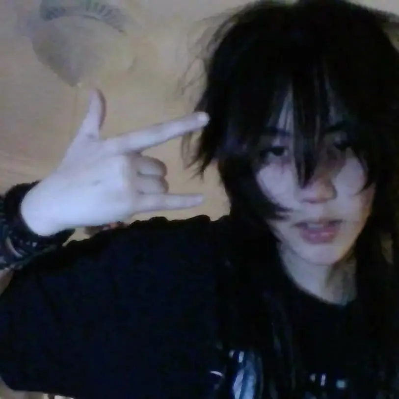 niko_0w0의 Emo boy at school