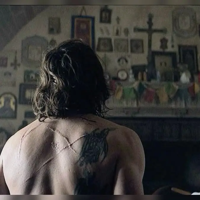 BrassyRhea6017의 You and Daryl hide from walkers